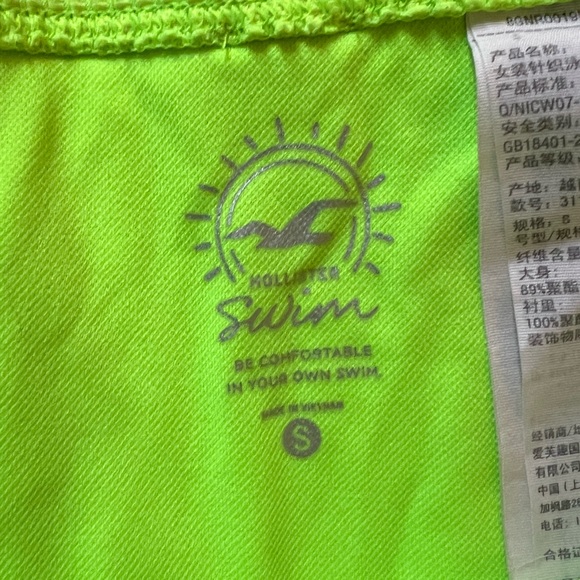 Neon Green Ribbed Hollister Bikini - Picture 2 of 3